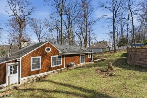$430,000 | 159 Glenside Trail, Sparta, NJ 07871