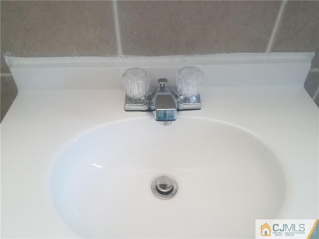 193 Evergreen Road, Unit 8A Edison, NJ 08837 - Photo 11 of 18 Gallery Image 11