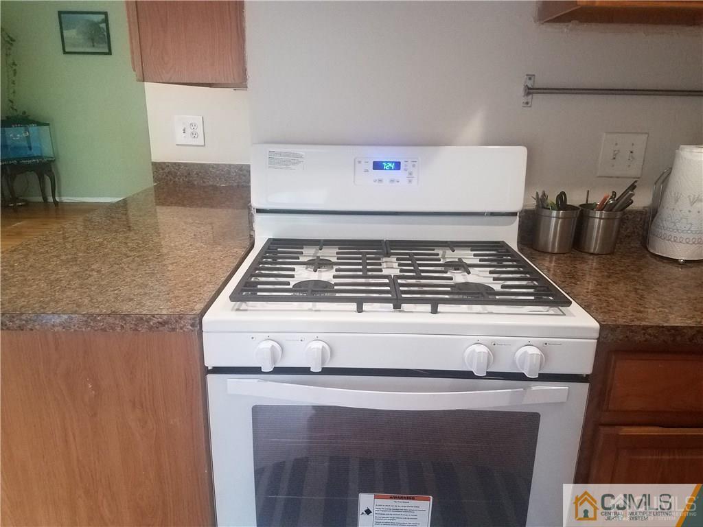 193 Evergreen Road, Unit 8A Edison, NJ 08837 - Photo 15 of 18 Gallery Image 15
