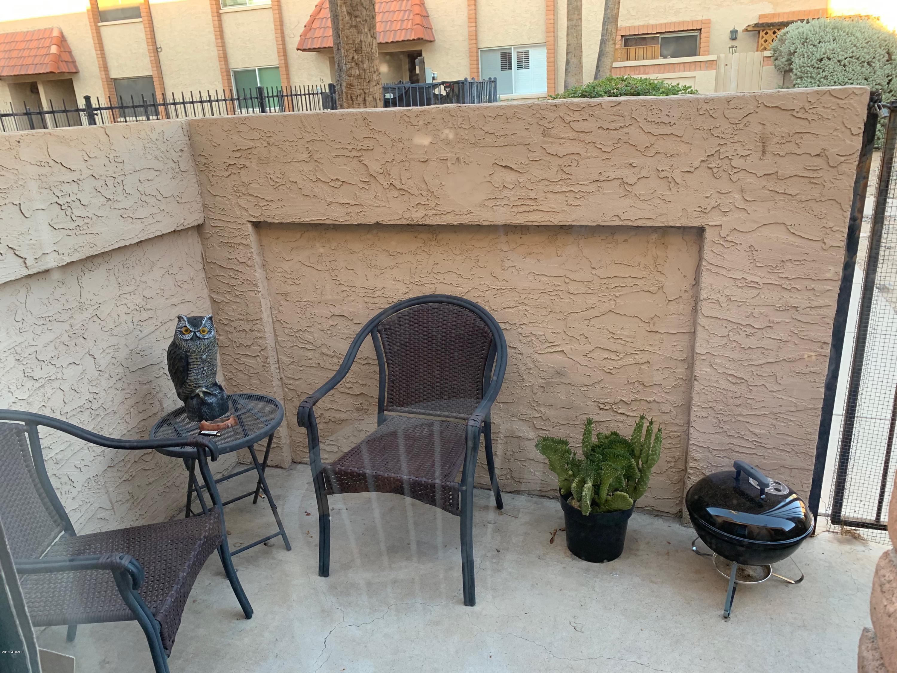 10411 North 11th Avenue, Unit 22 Phoenix, AZ 85021 - Photo 2 of 14 PrivatePatio
