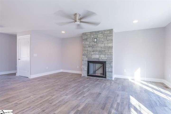 110 Tc-2-152 Easley, SC 29642 - Photo 3 of 32