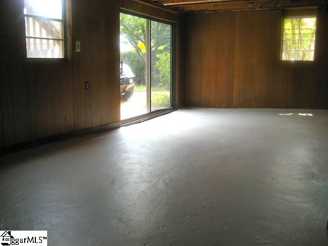 500 Overbrook Road Greenville, SC 29607 - Photo 14 of 17