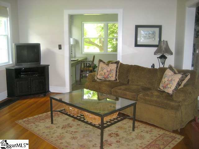 500 Overbrook Road Greenville, SC 29607 - Photo 3 of 17