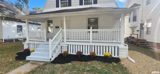 $119,900 | 926 West Governor Street, Springfield, IL 62704