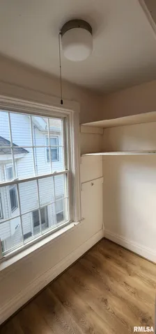 $119,900 | 926 West Governor Street, Springfield, IL 62704