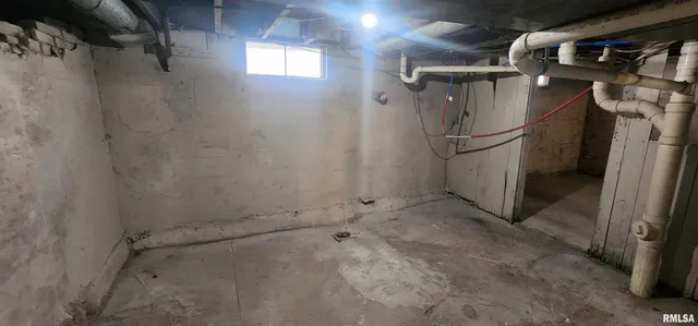 $119,900 | 926 West Governor Street, Springfield, IL 62704