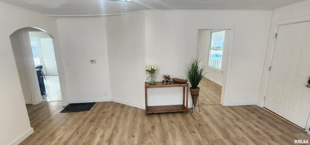 $119,900 | 926 West Governor Street, Springfield, IL 62704