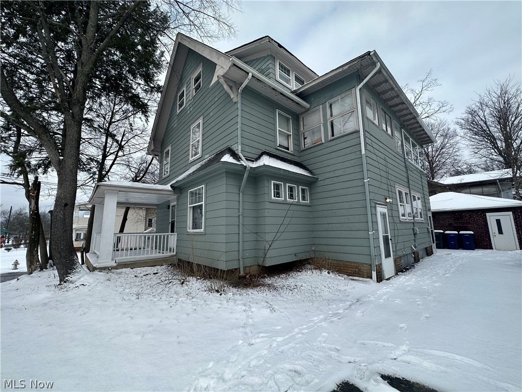 1725 Compton Road Cleveland Heights, OH 44118 - Photo 18 of 19 Gallery Image 18