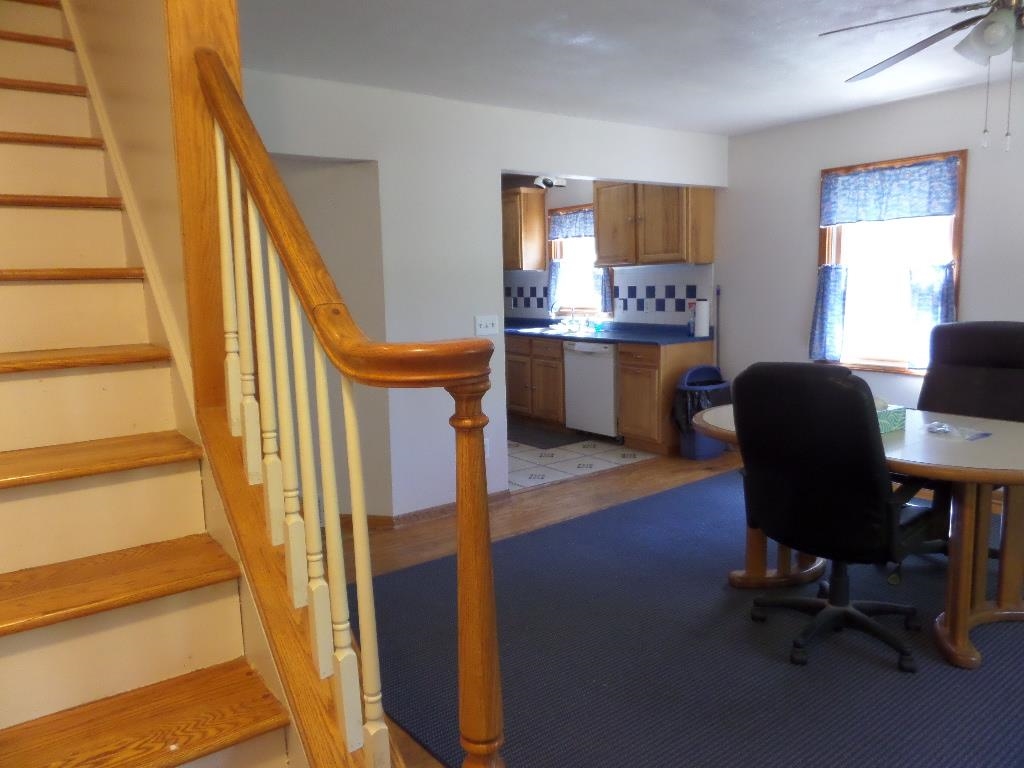 7014 Skegemog Point Road Williamsburg, MI 49690 - Photo 14 of 30 1903460-13.JPG