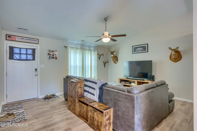 $1,600 | 600 Calabash Drive, Hubert, NC 28539