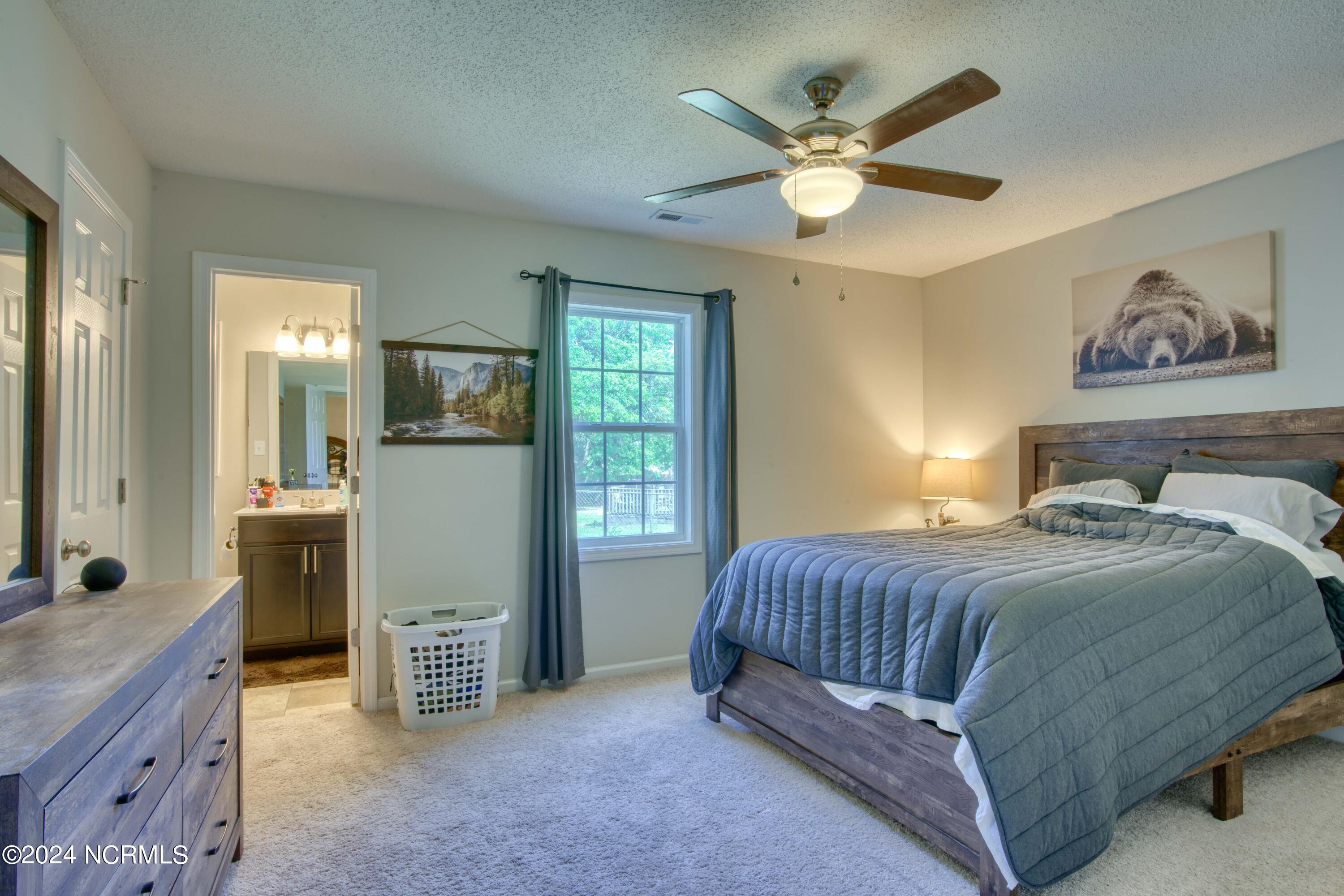 600 Calabash Drive Hubert, NC 28539 - Photo 7 of 12 600 Calabash - Interiors - Edited_3