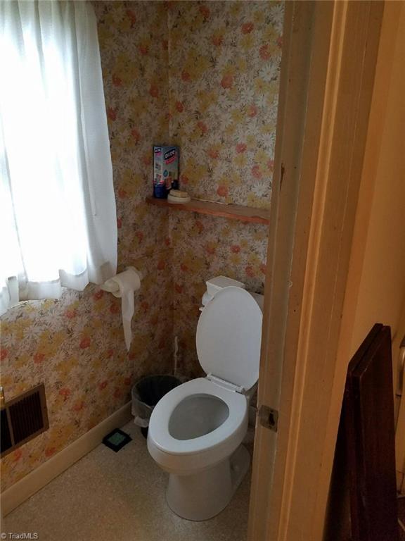 1419 Surry Line Road Pinnacle, NC 27043 - Photo 27 of 30