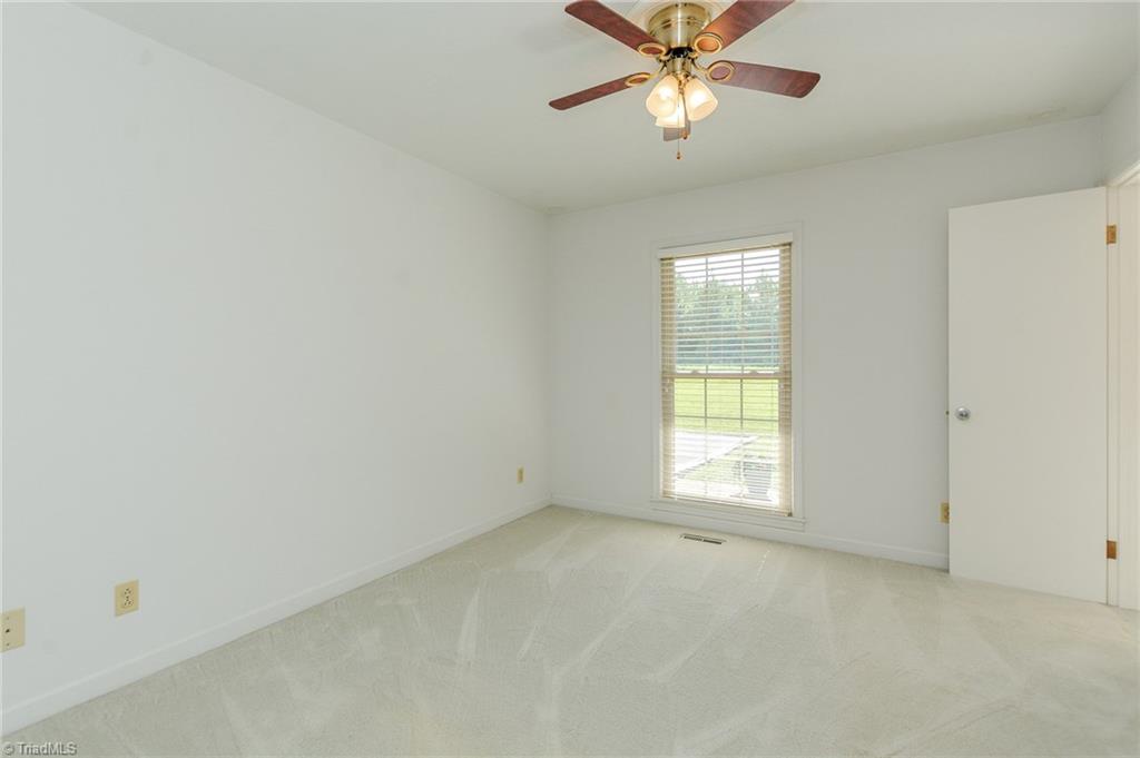424 Payne Road Lexington, NC 27295 - Photo 16 of 26 Gallery Image 16