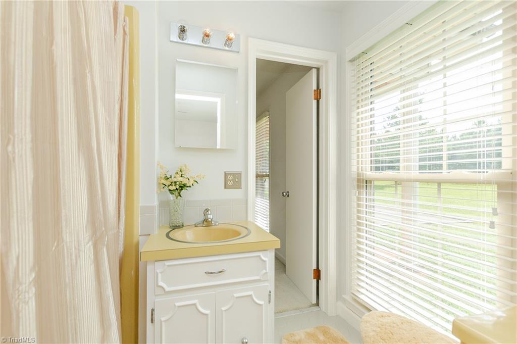 424 Payne Road Lexington, NC 27295 - Photo 20 of 26 Gallery Image 20