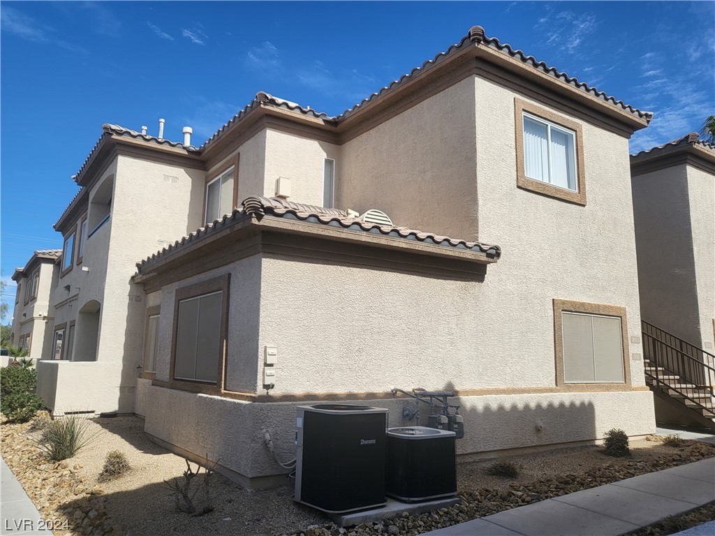 8725 West Flamingo Road, Unit 201 Las Vegas, NV 89147 - Photo 2 of 36 Gallery Image 2
