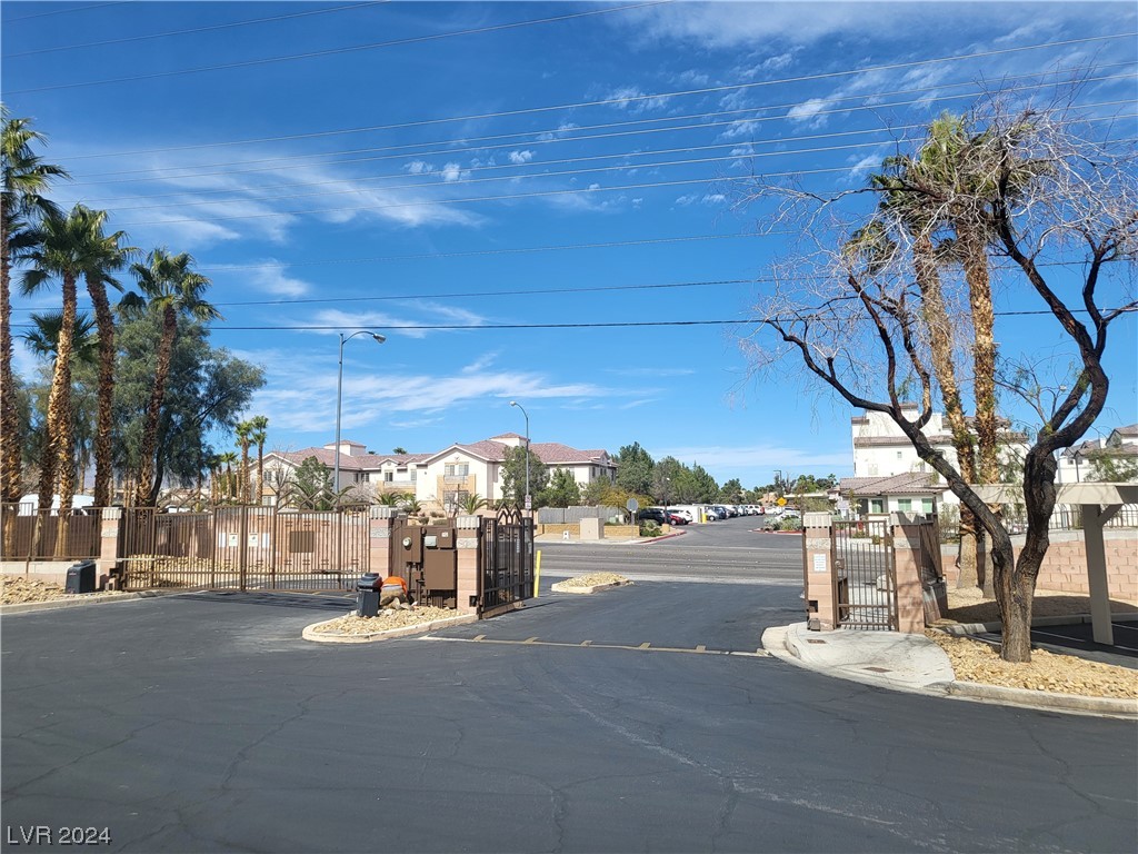 8725 West Flamingo Road, Unit 201 Las Vegas, NV 89147 - Photo 34 of 36 Gallery Image 34
