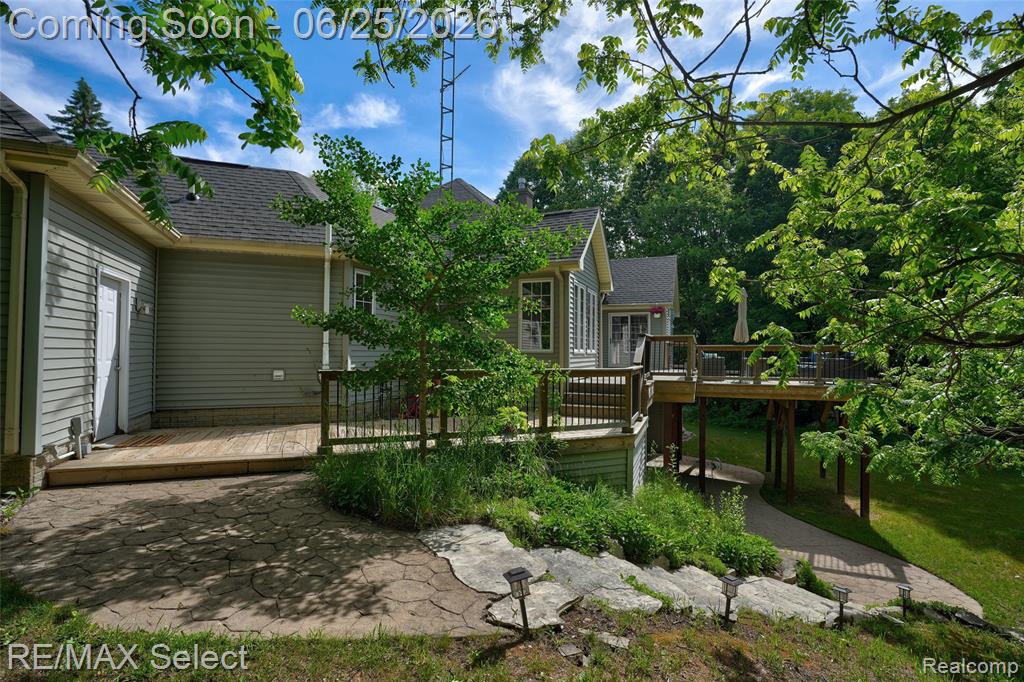3406 East Vienna Road Clio, MI 48420 - Photo 9 of 54