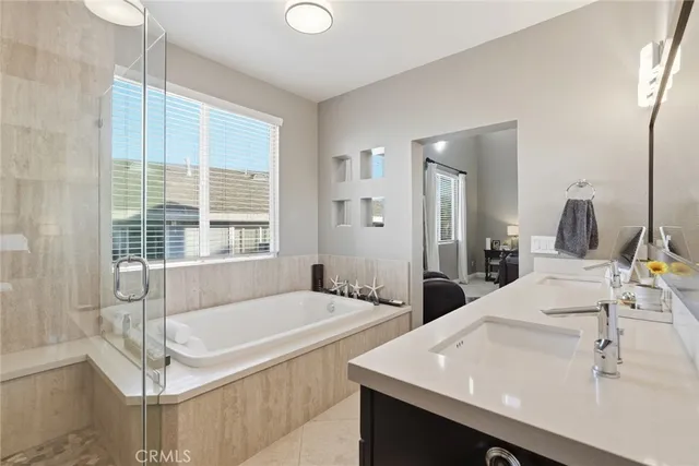 $1,149,000 | 1905 Farrell Avenue, Unit A, Redondo Beach, CA 90278