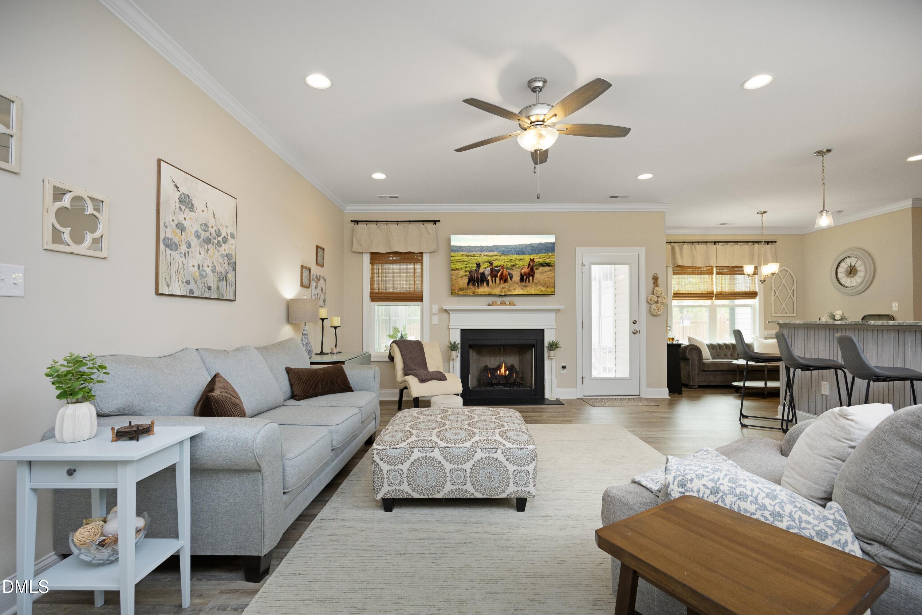 114 Colson Ridge Drive Clayton, NC 27520 - Photo 3 of 57 09Living (1)