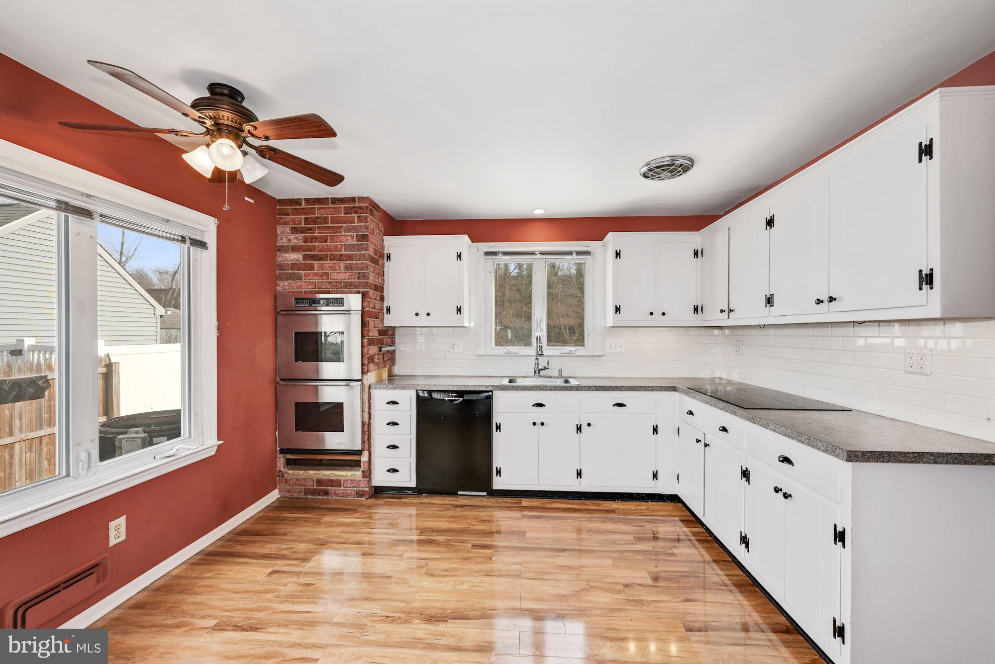 517 Covered Bridge Road Cherry Hill, NJ 08034 - Photo 10 of 29 Kitchen