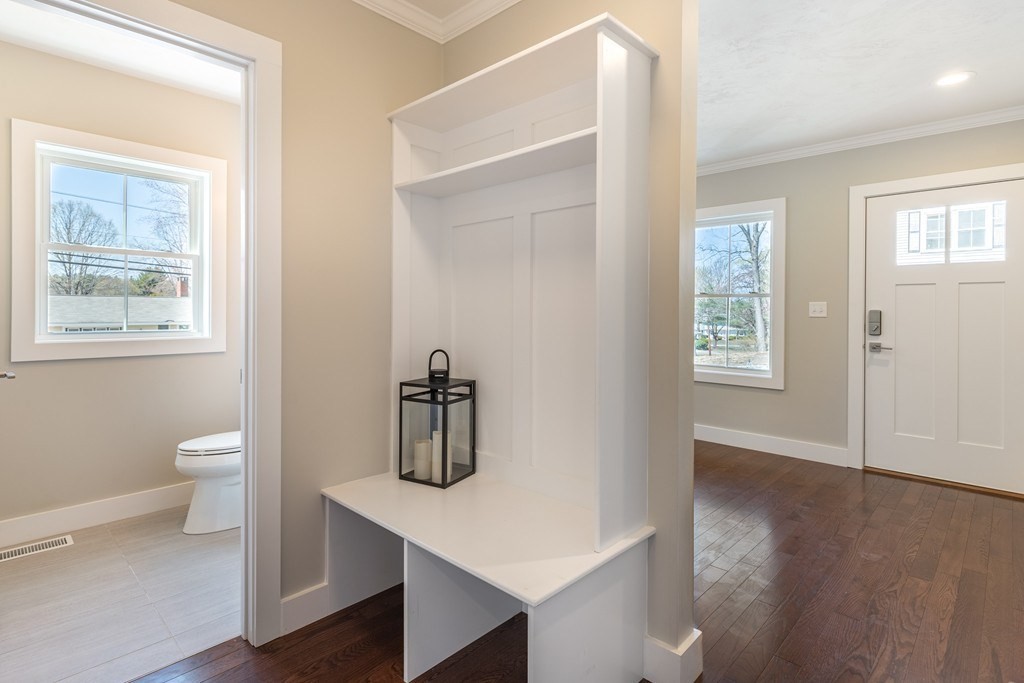 152 Turnpike Road, Unit 1 Chelmsford, MA 01824 - Photo 9 of 37