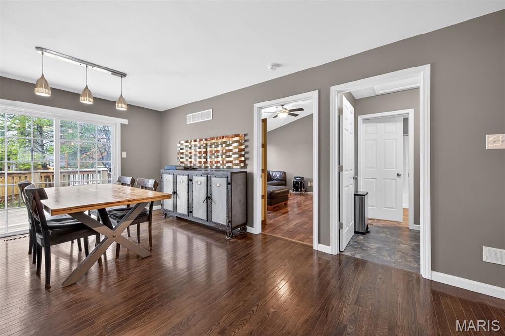 410 Summit Tree Court Fenton, MO 63026 - Photo 11 of 45