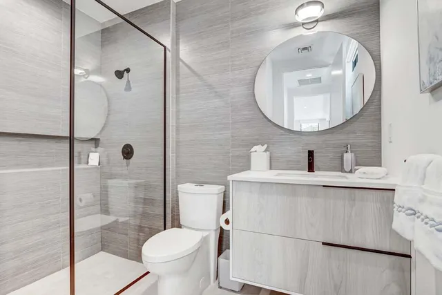 a view of a entryway