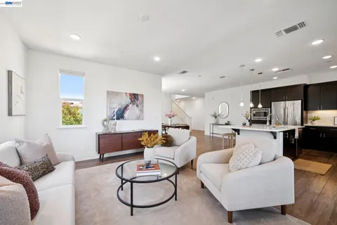 $998,000 | 472 Diller Street, Alameda, CA 94501