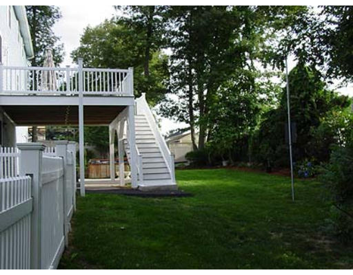 22 Hall Road Stoneham, MA 02180 - Photo 8 of 9 Gallery Image 8