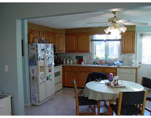22 Hall Road Stoneham, MA 02180 - Photo 9 of 9 Gallery Image 9