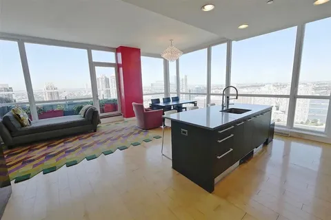 $2,299,764 | 2 2nd Street, Unit PH4001, Jersey City, NJ 07302
