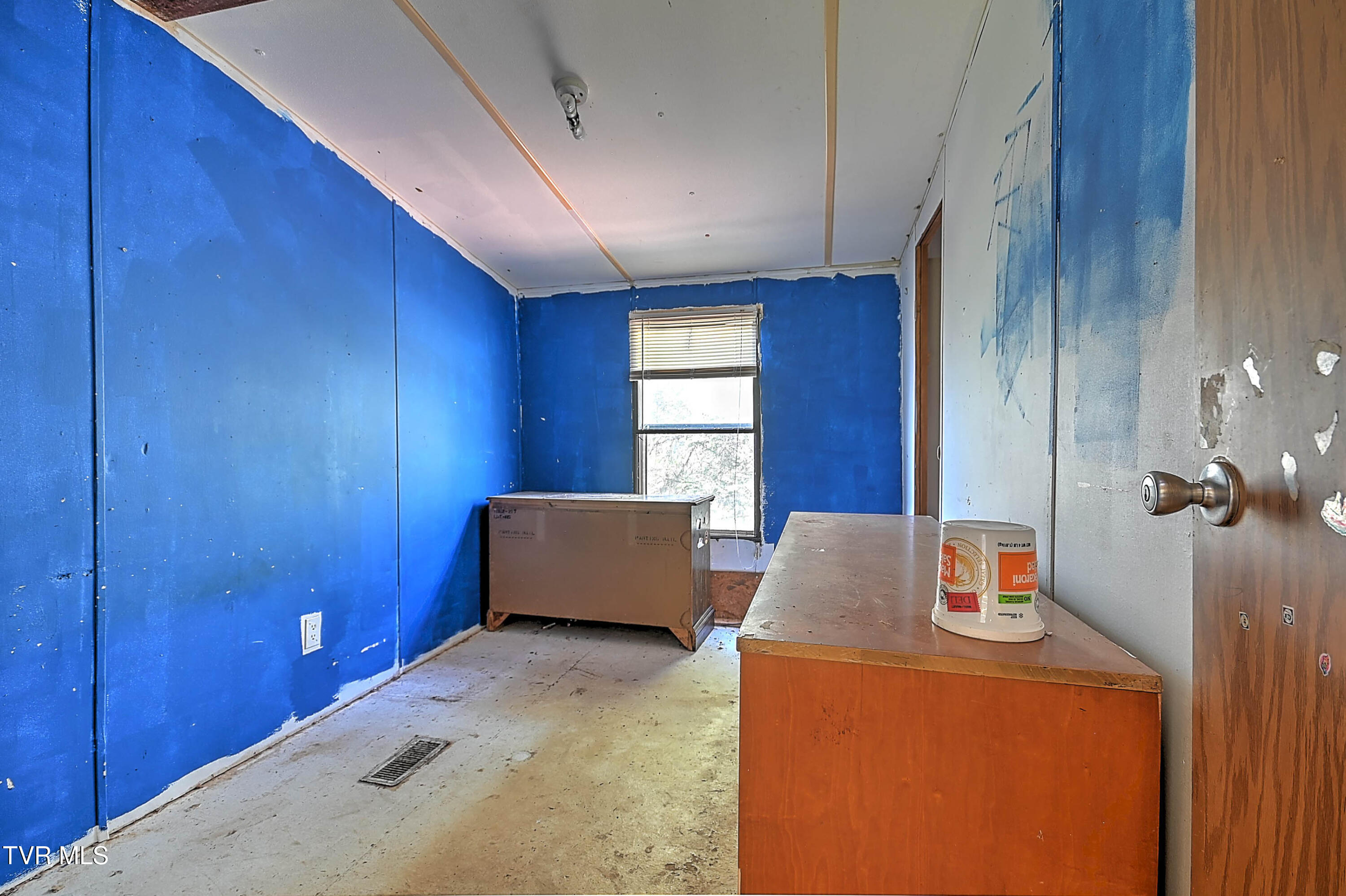 408 War Valley Road Church Hill, TN 37642 - Photo 14 of 17 War Valley #2-14