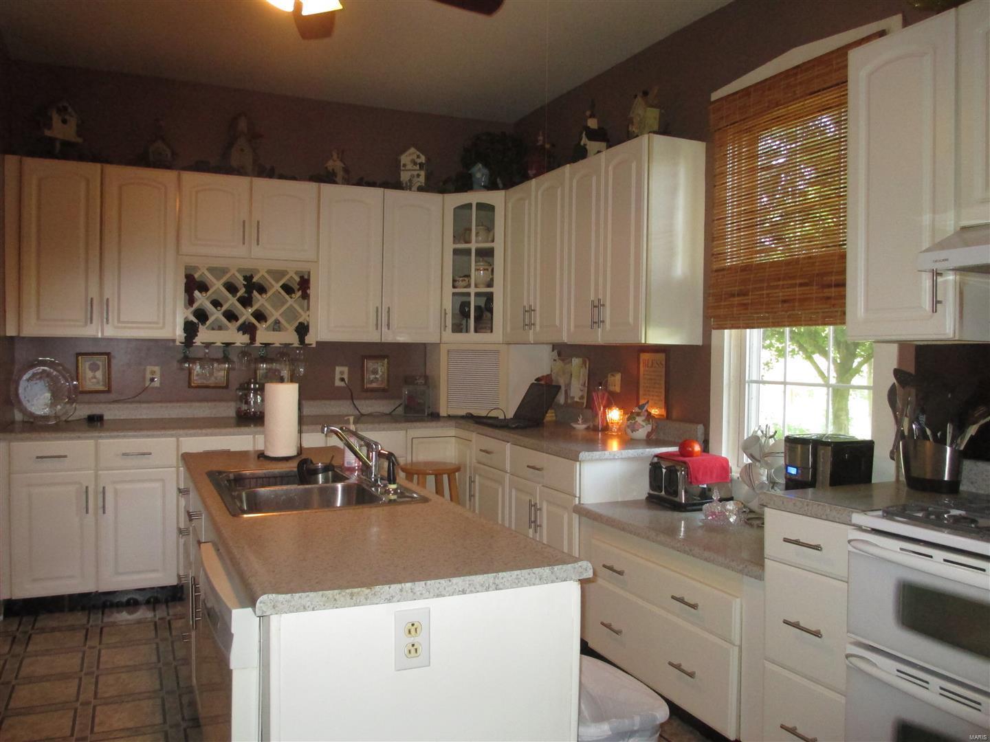 4330 Chester Road Chester, IL 62233 - Photo 22 of 72