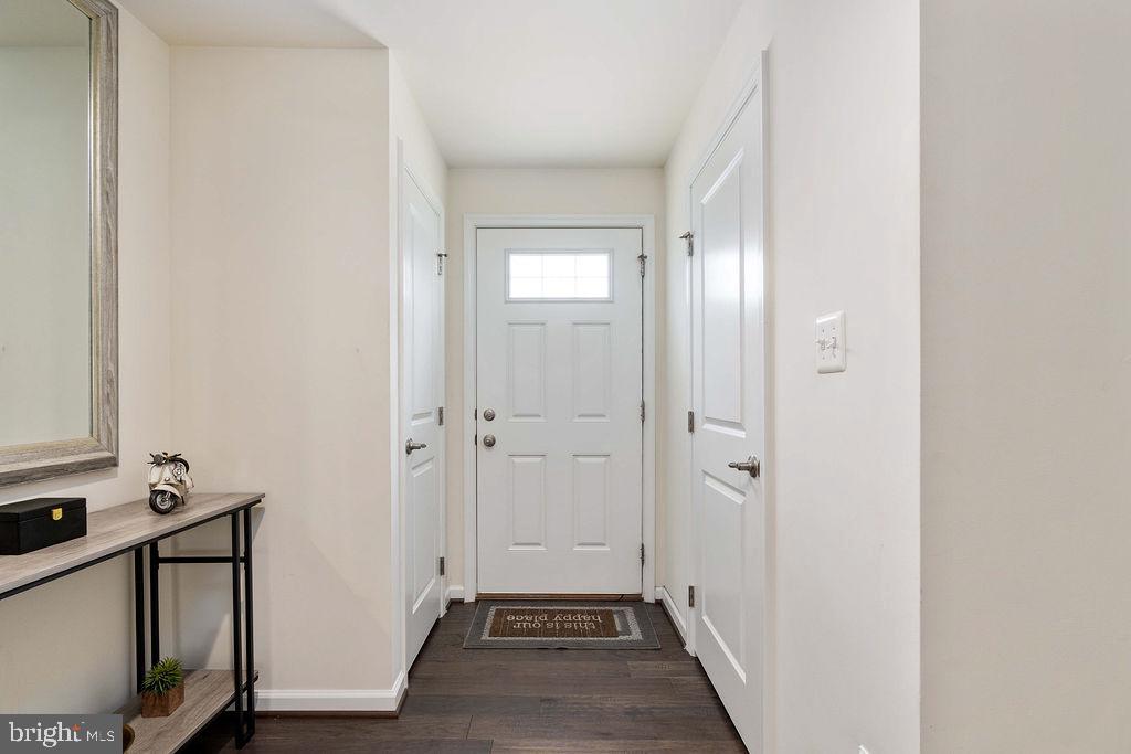 210 Streamview Drive Fredericksburg, VA 22405 - Photo 5 of 49