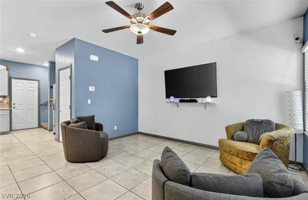$2,200 | 4371 Fire Glow Avenue, North Las Vegas, NV 89084