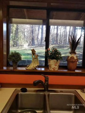 $390,000 | 122 Oak Lane, Orofino, ID 83544