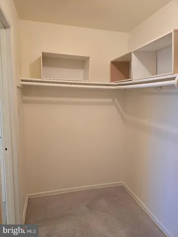 $2,100 | 214 Locust Street Southeast, Unit 121, Vienna, VA 22180