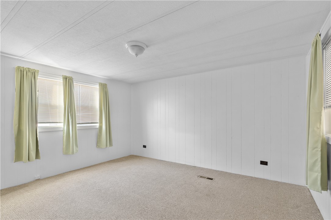 21 Lane A Coventry, RI 02816 - Photo 23 of 33 Gallery Image 23
