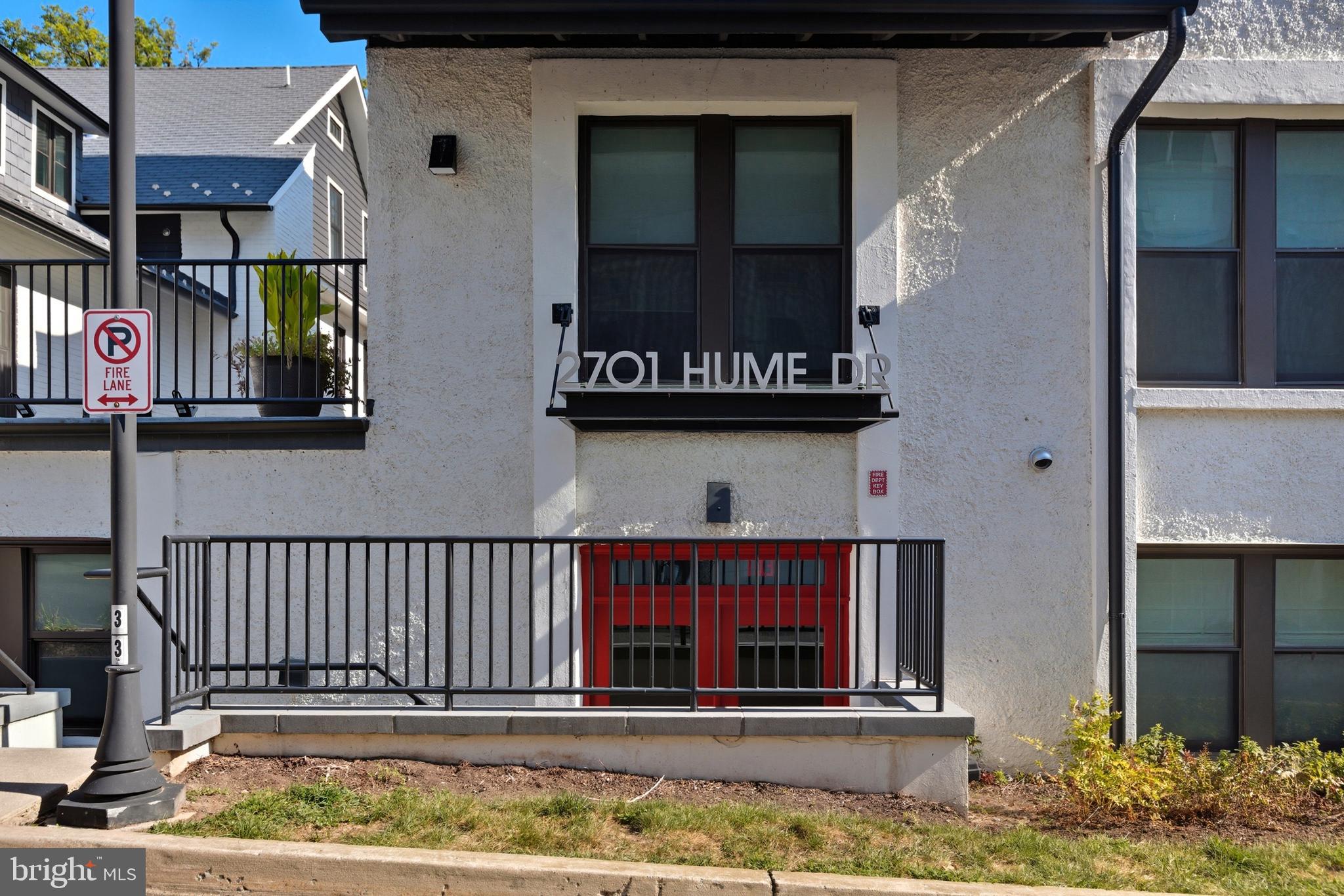 2701 Hume Drive, Unit 400 Silver Spring, MD 20910 - Photo 2 of 44 Exterior