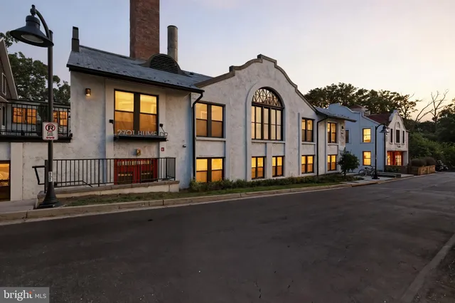 $680,000 | 2701 Hume Drive, Unit 400, Silver Spring, MD 20910