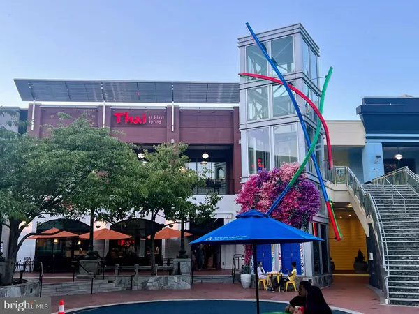 $680,000 | 2701 Hume Drive, Unit 400, Silver Spring, MD 20910