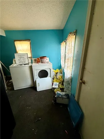 $89,000 | 1205 Vermont Street, Elwood, KS 66090