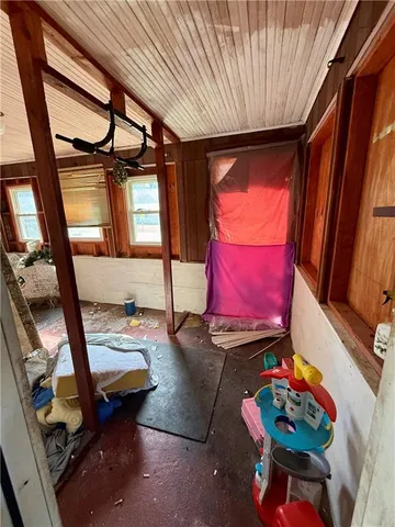 $89,000 | 1205 Vermont Street, Elwood, KS 66090