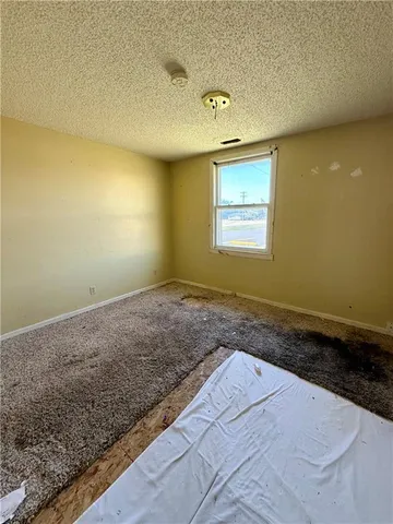 $89,000 | 1205 Vermont Street, Elwood, KS 66090