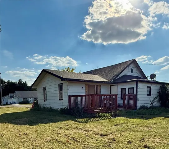 $89,000 | 1205 Vermont Street, Elwood, KS 66090