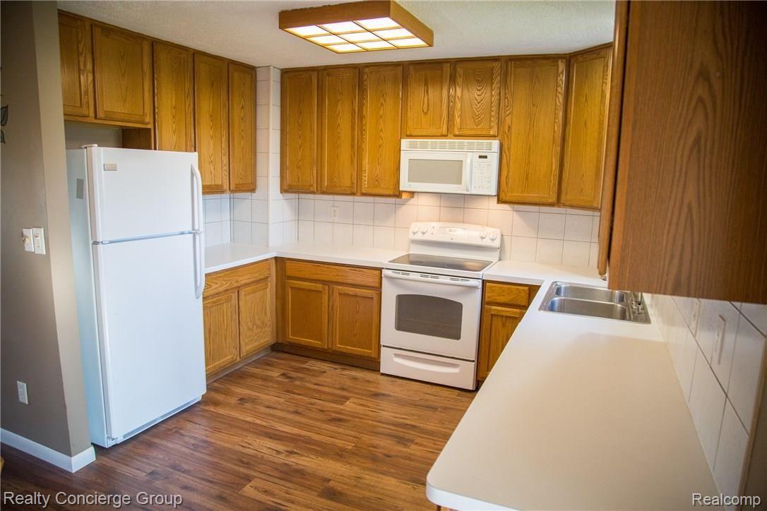 4300 Swarthout Road Pinckney, MI 48169 - Photo 8 of 26 Swart-119.jpg