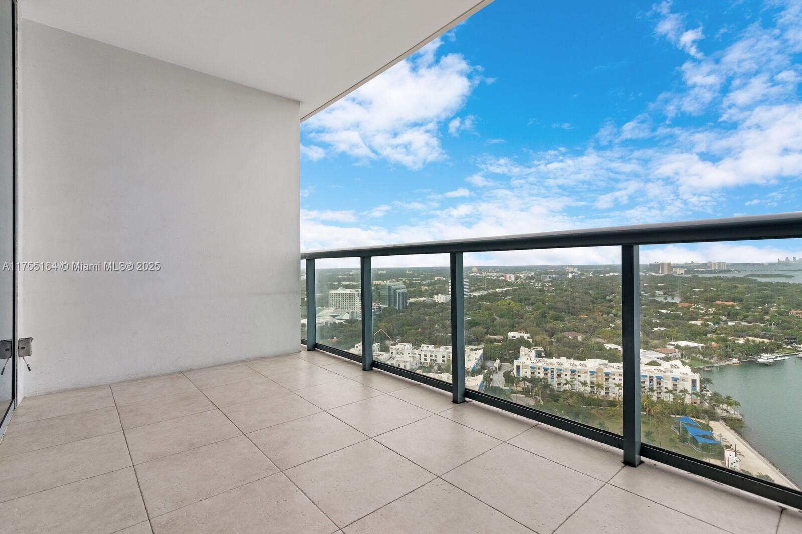 601 Northeast 36th Street, Unit 2008 Miami, FL 33137 - Photo 13 of 33