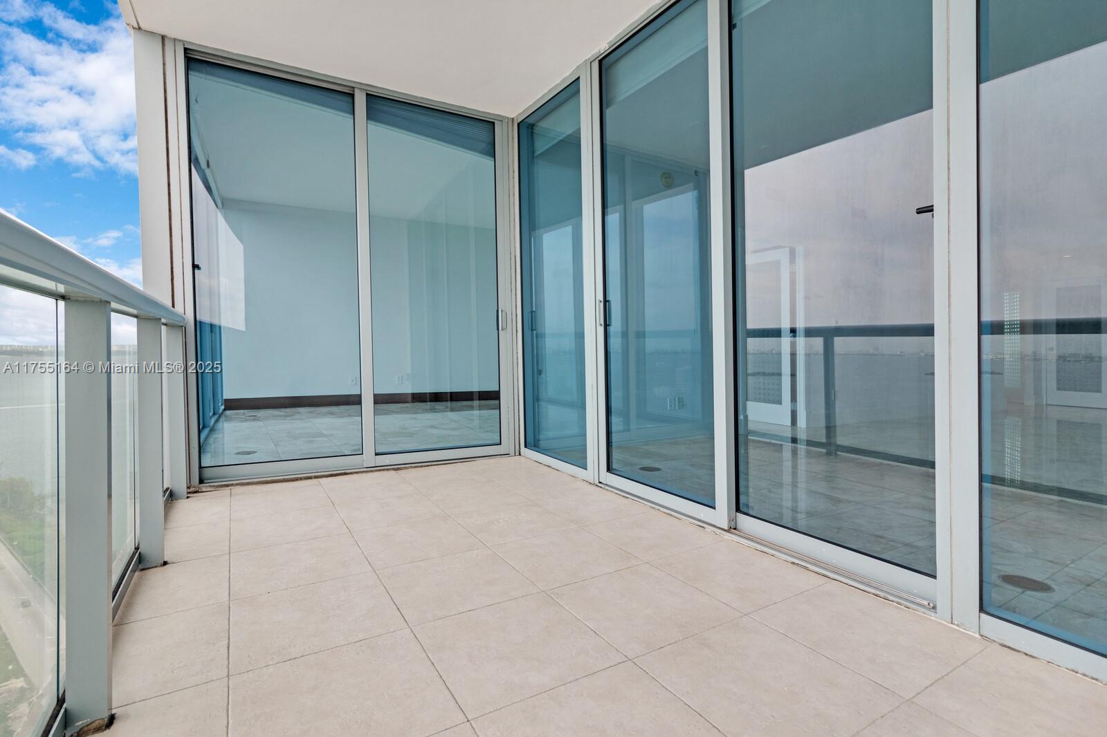 601 Northeast 36th Street, Unit 2008 Miami, FL 33137 - Photo 14 of 33
