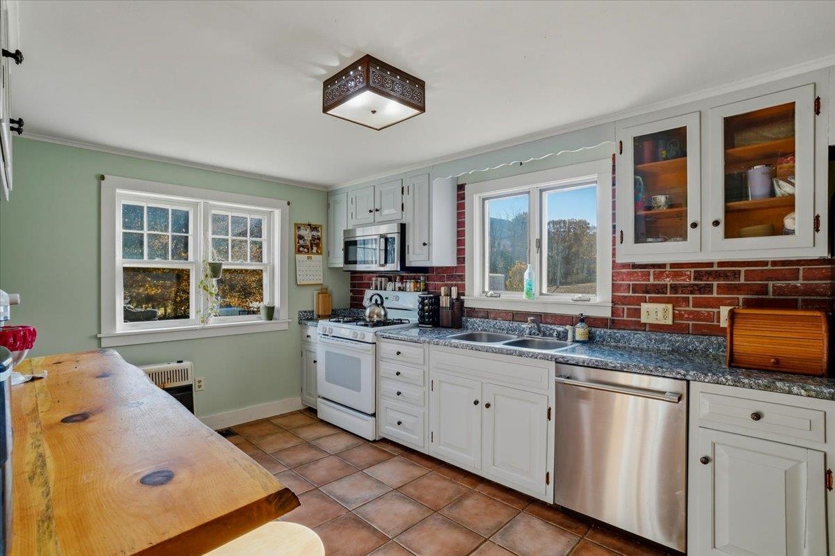 538 Basin Road Brandon, VT 05733 - Photo 15 of 45