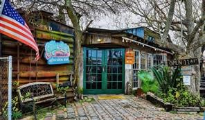 704 18th Street San Leon, TX 77539 - Photo 9 of 12